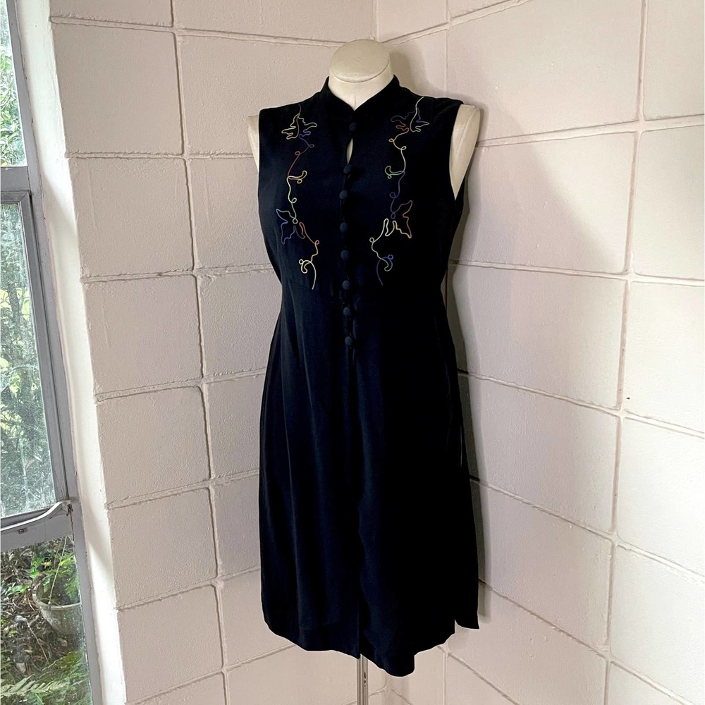 Vintage 90s Black Sleeveless Tunic Top Rainbow Leaf Embroidery Julian Taylor 14